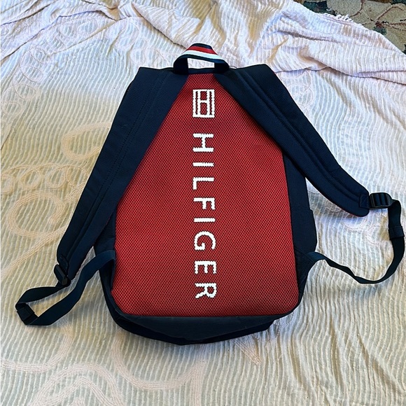 Backpack - Picture 2 of 4